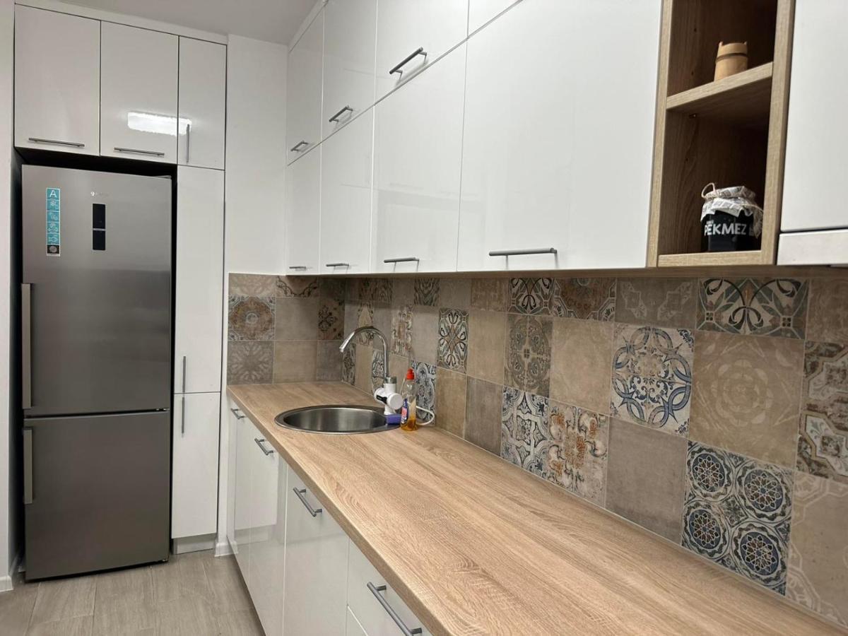 Novoureden Stan U Vitezu Apartment Luaran gambar