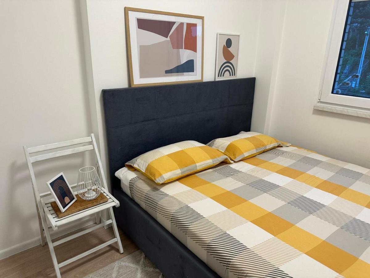 Novoureden Stan U Vitezu Apartment Luaran gambar
